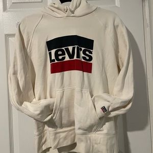 Cream Levi’s hoodie